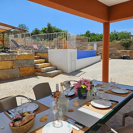 Quinta Oliveiras, Country House, Private Pool, Parking, Wifi, Ac, Nearby Villa *