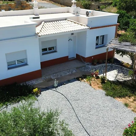 Villa Quinta Oliveiras, Country House, Private Pool, Parking, Wifi, Ac, Nearby Murtais