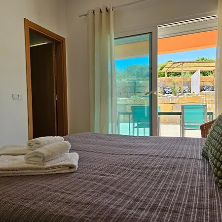 Quinta Oliveiras, Country House, Private Pool, Parking, Wifi, Ac, Nearby * Murtais