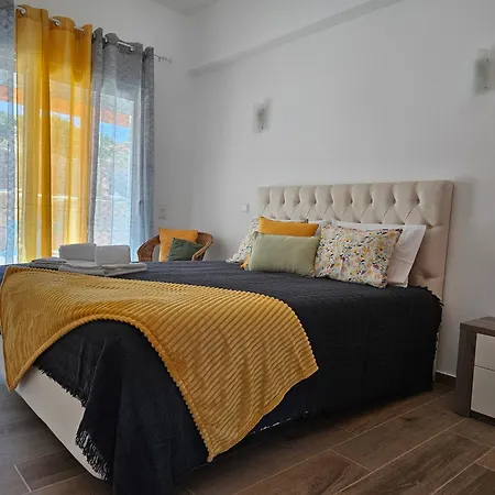 Villa Quinta Oliveiras, Country House, Private Pool, Parking, Wifi, Ac, Nearby Murtais